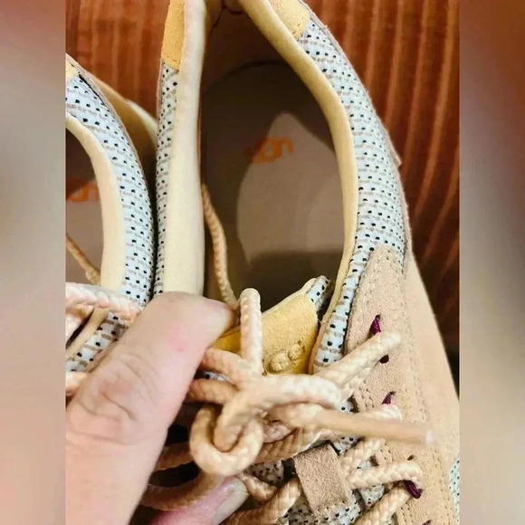 UGG Skateboard Shoes Women's Low-Top Orange size 11 NEW - Picture 9 of 11